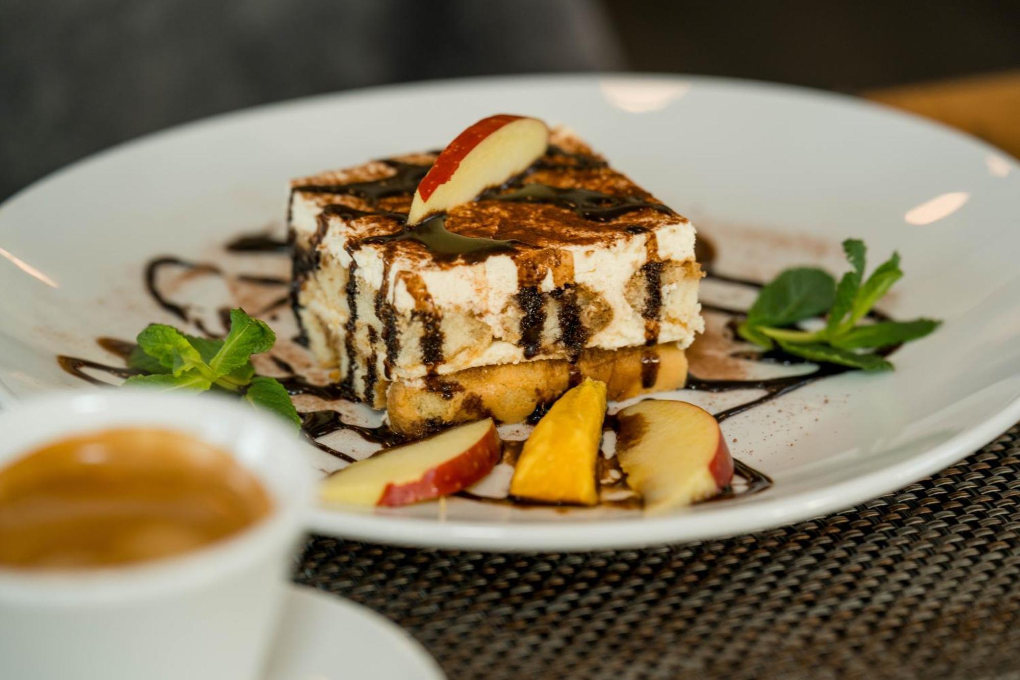 Roca Restaurant Und Hotel Bommersheim Zewnętrze zdjęcie