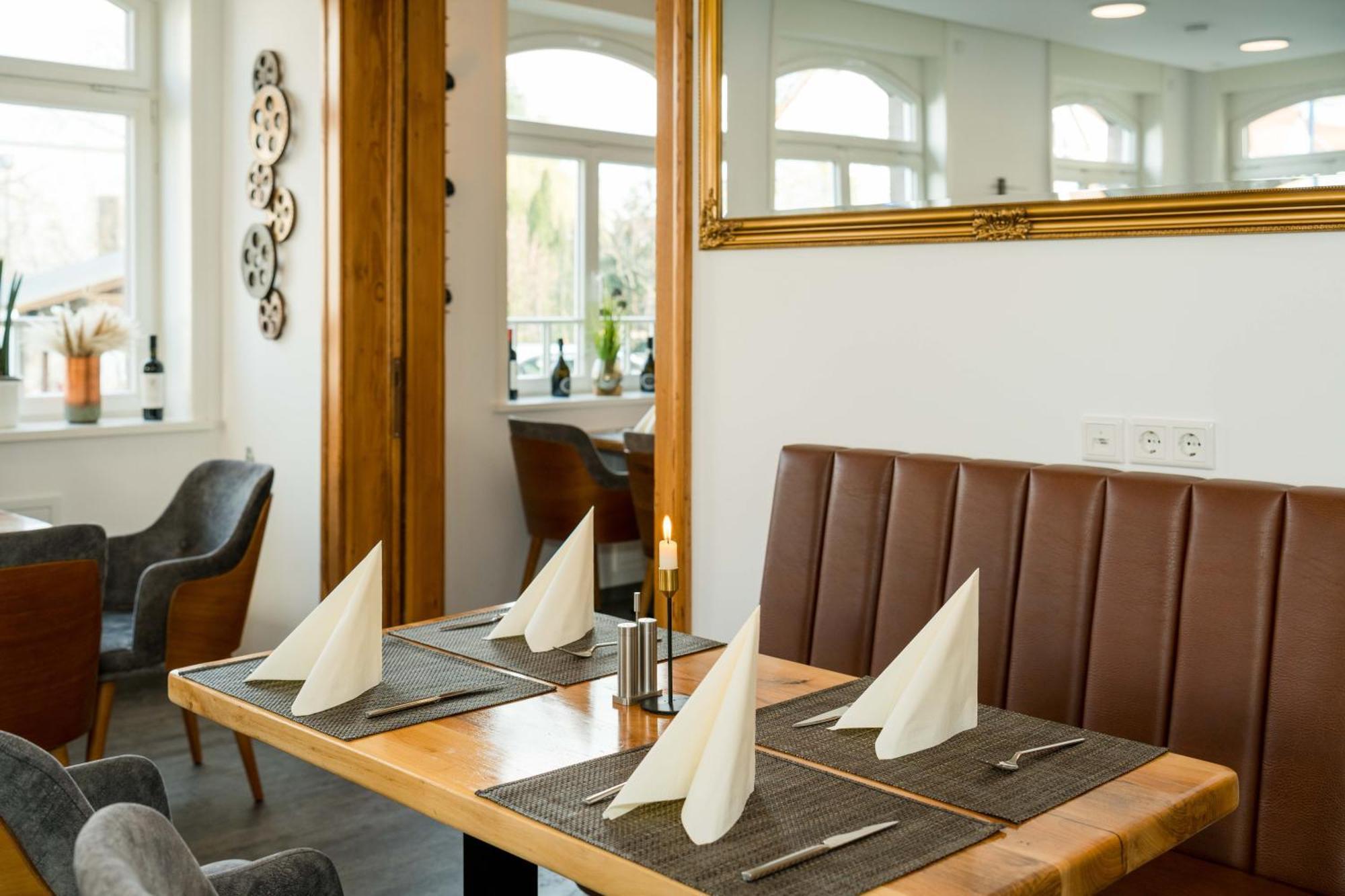 Roca Restaurant Und Hotel Bommersheim Zewnętrze zdjęcie
