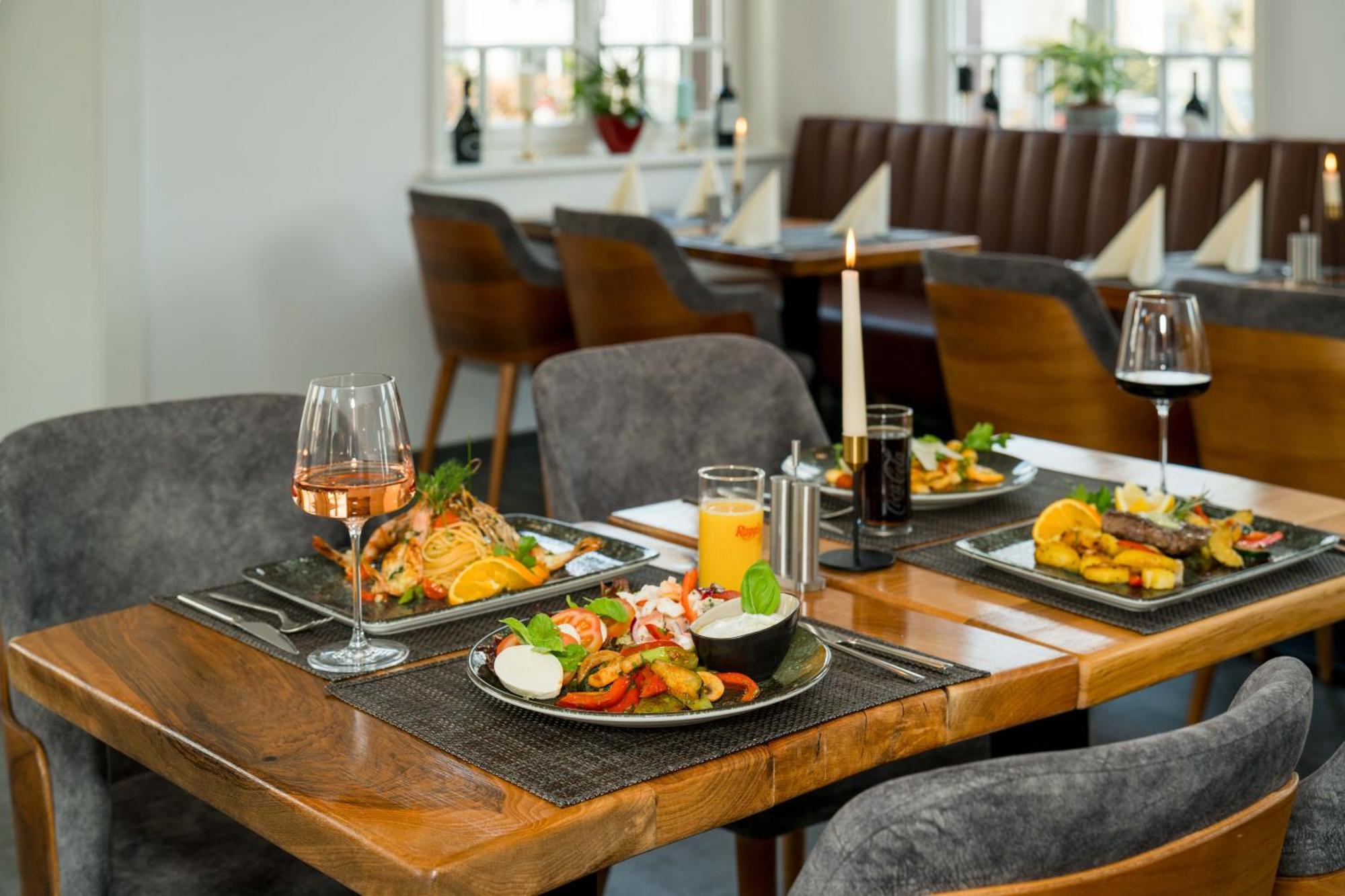 Roca Restaurant Und Hotel Bommersheim Zewnętrze zdjęcie