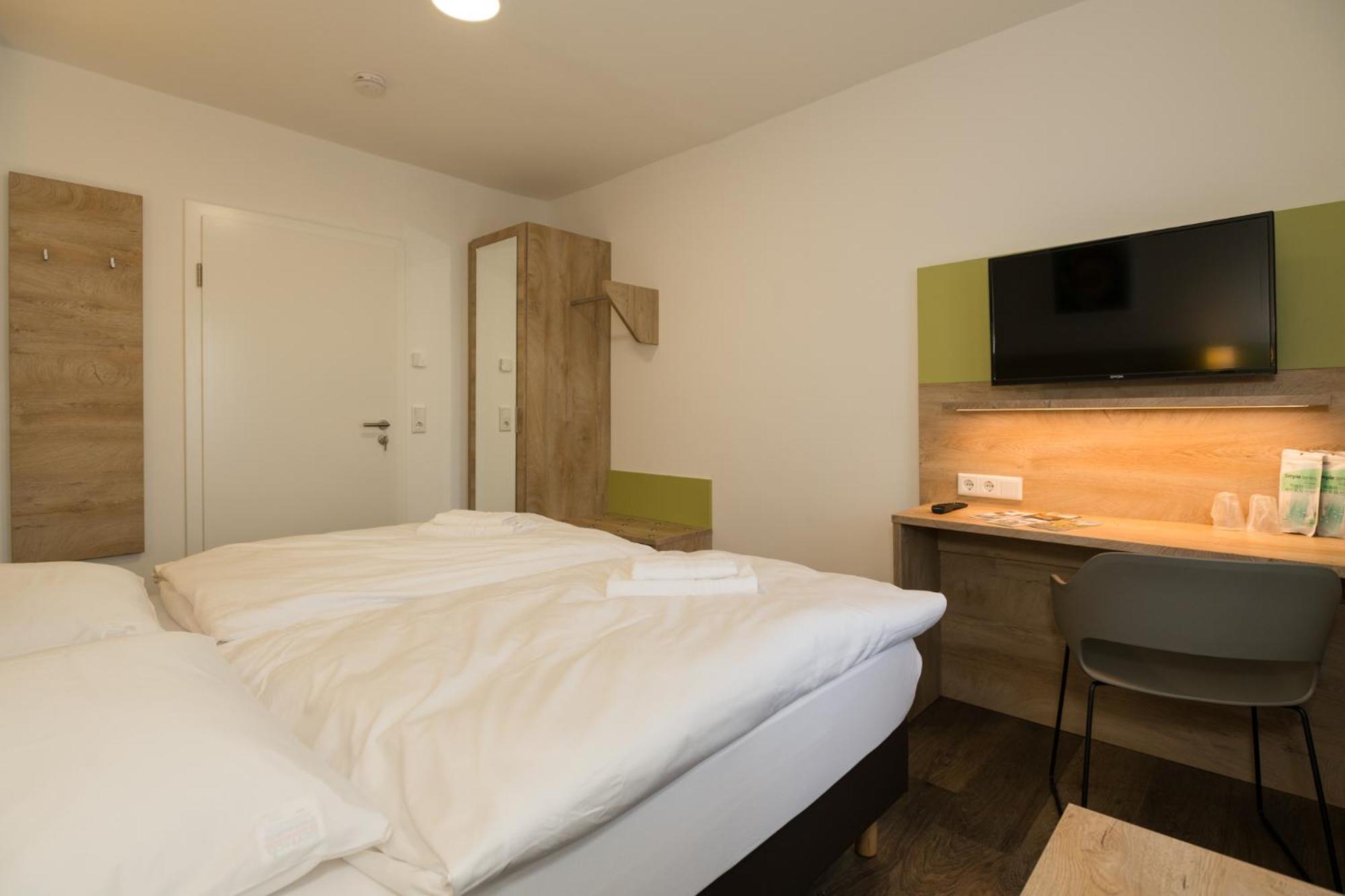 Roca Restaurant Und Hotel Bommersheim Zewnętrze zdjęcie