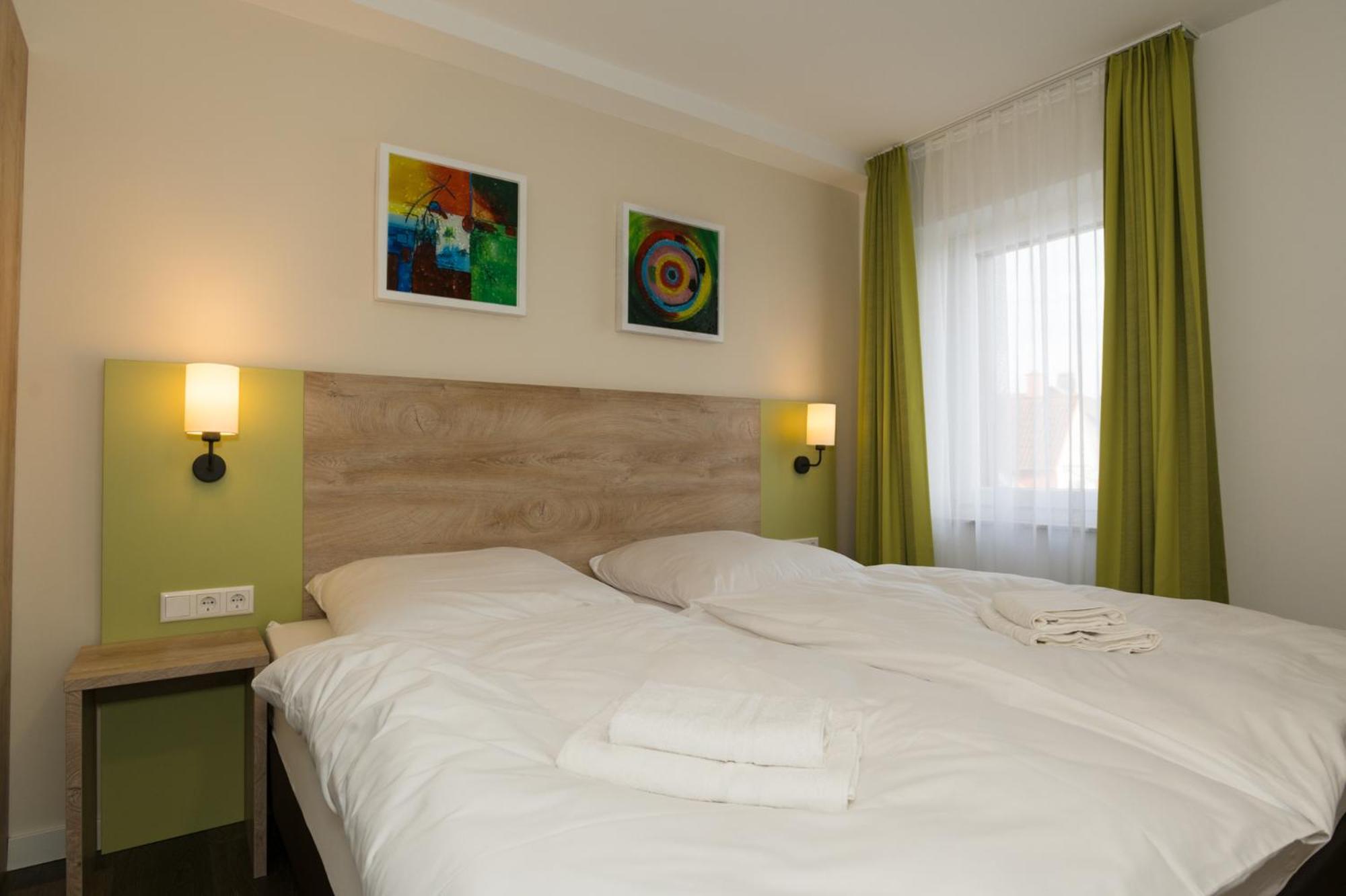 Roca Restaurant Und Hotel Bommersheim Zewnętrze zdjęcie